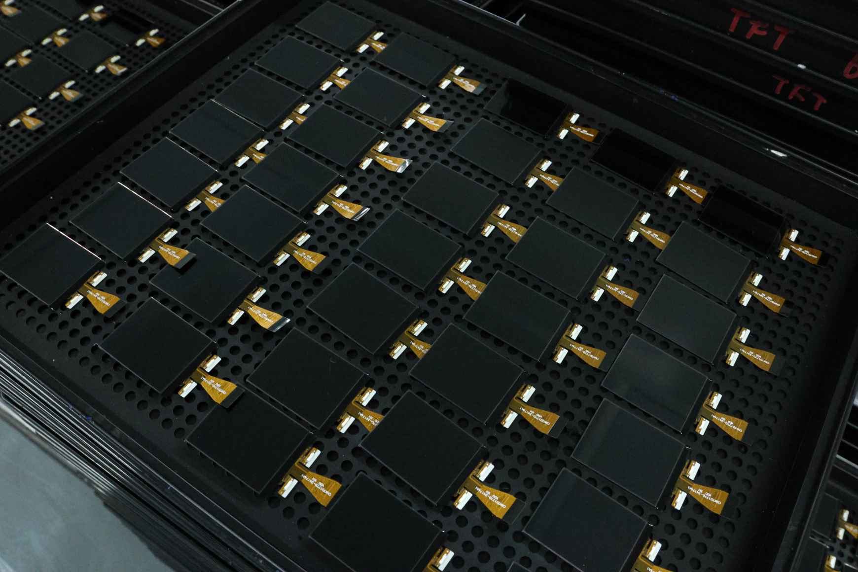 Chinese  LCD Manufacturers Lead the Medical High-Refresh Rate Display Track, Custom Liquid Crystal Modules Spur a Multi-Billion-Dollar Incremental Market